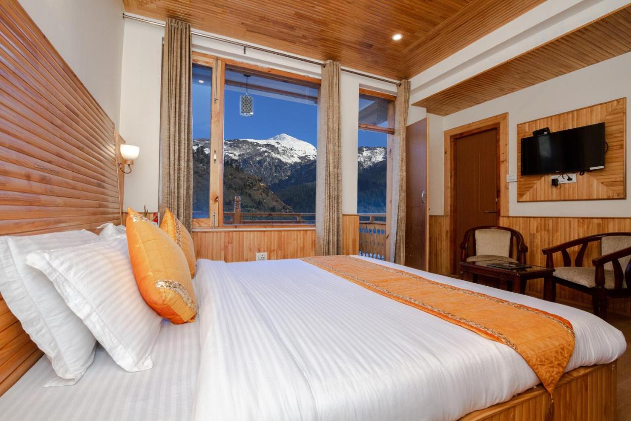 Vaibhav regency Hotell Manāli Eksteriør bilde