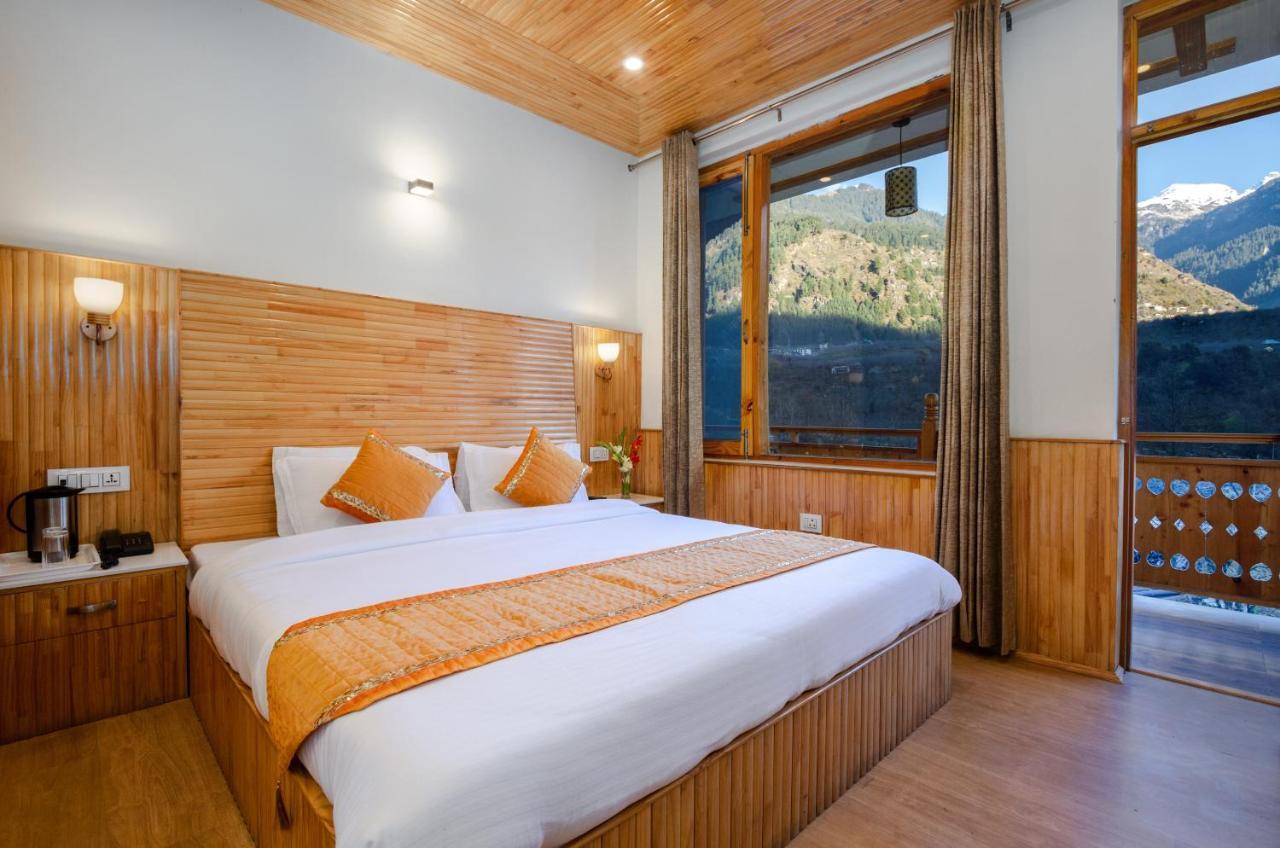 Vaibhav regency Hotell Manāli Eksteriør bilde