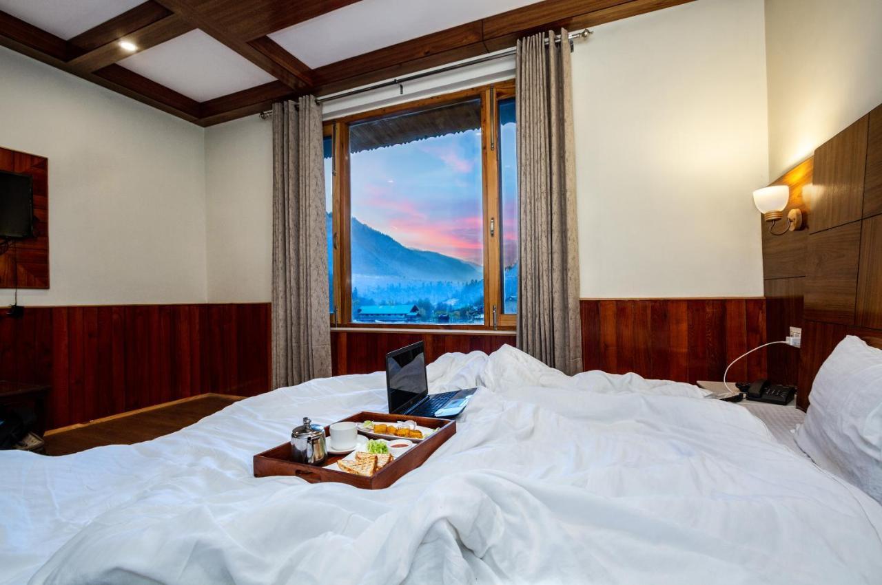 Vaibhav regency Hotell Manāli Eksteriør bilde