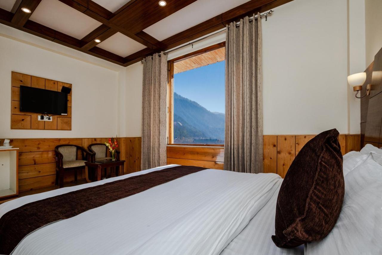 Vaibhav regency Hotell Manāli Eksteriør bilde