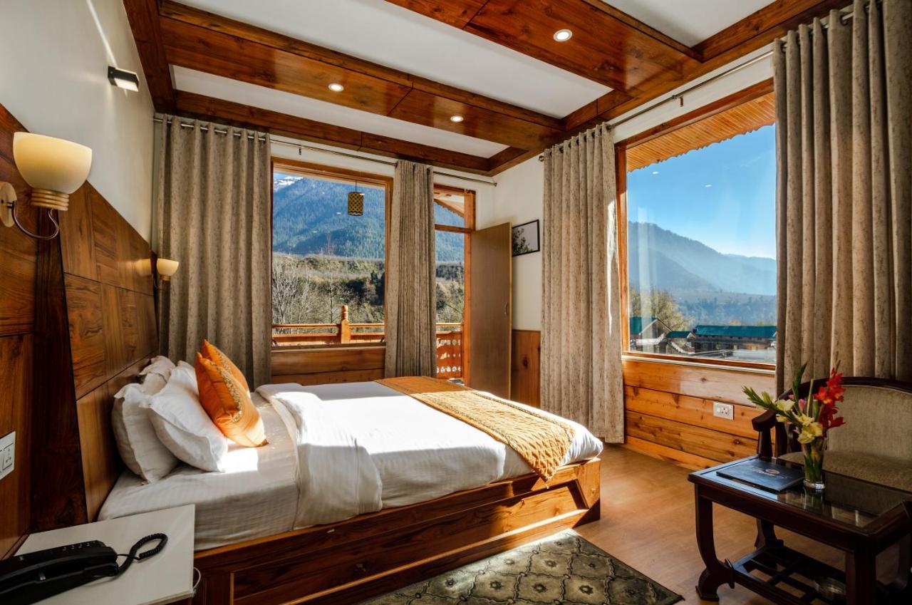 Vaibhav regency Hotell Manāli Eksteriør bilde