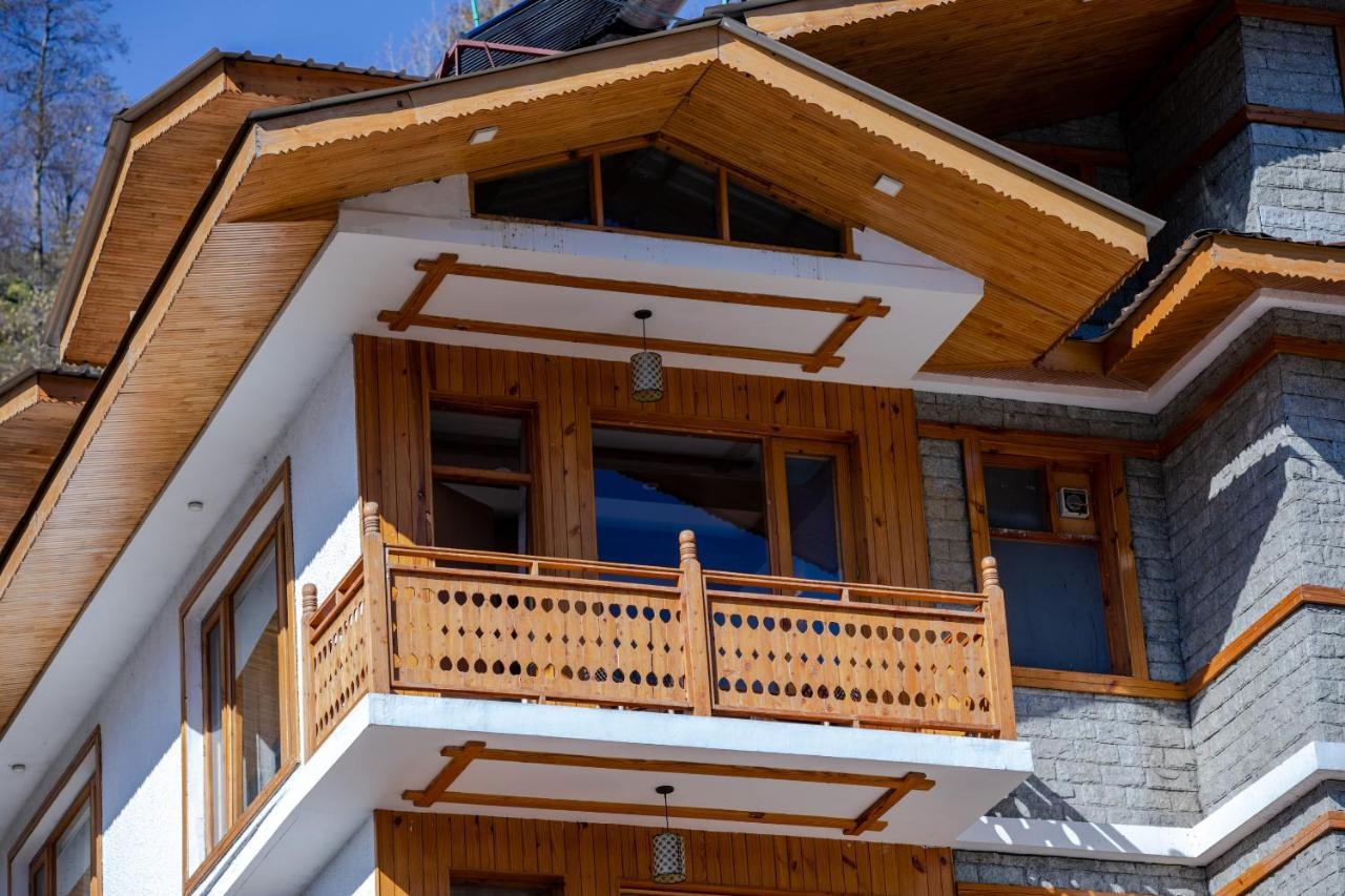 Vaibhav regency Hotell Manāli Eksteriør bilde